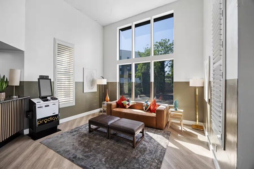 More Photos Of 4120 Chiles Rd, Davis Restaurant For Sale