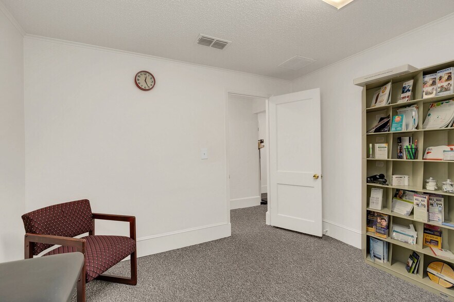 More Photos Of 1400 E Robinson St, Orlando Medical For Sale