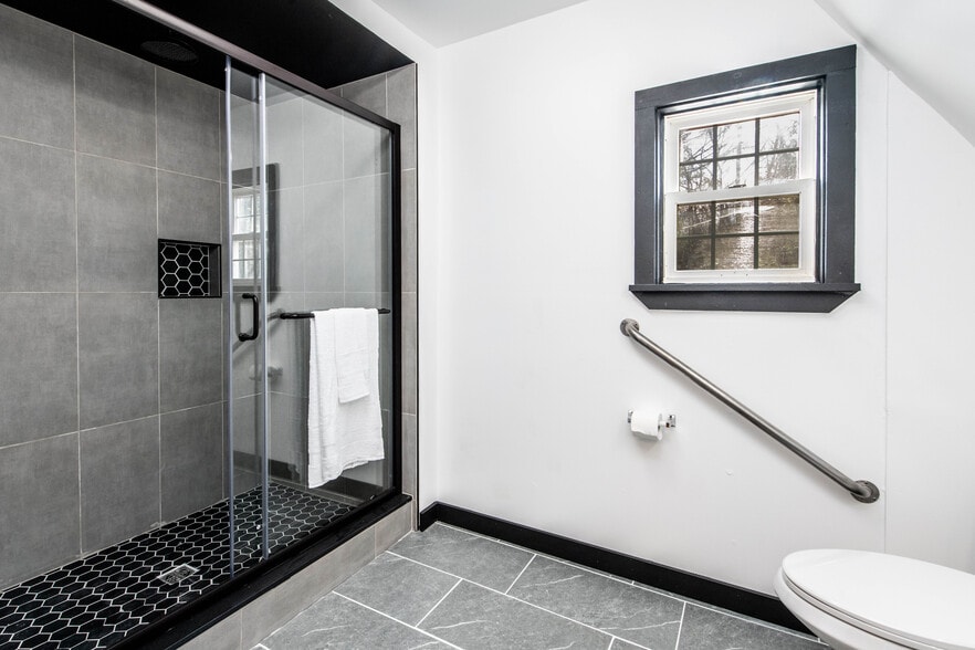 More Photos Of 120 Danielson Pike, Foster Freestanding For Sale