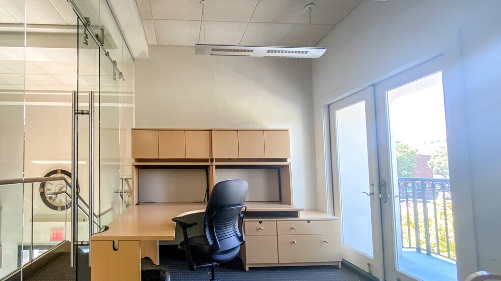 More Photos Of 823 Broad St, Augusta Office For Lease
