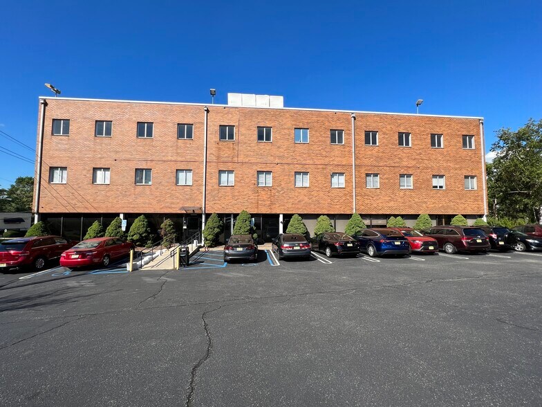 More Photos Of 55 Morris Ave, Springfield Office For Lease