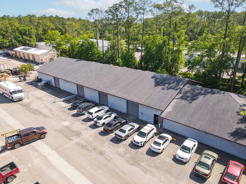 More Photos Of 2300 NW 71st Pl, Gainesville Warehouse For Lease