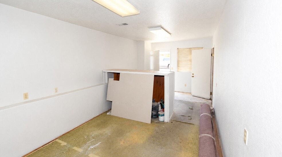 More Photos Of 35633 Highway 66, Daggett Warehouse For Sale