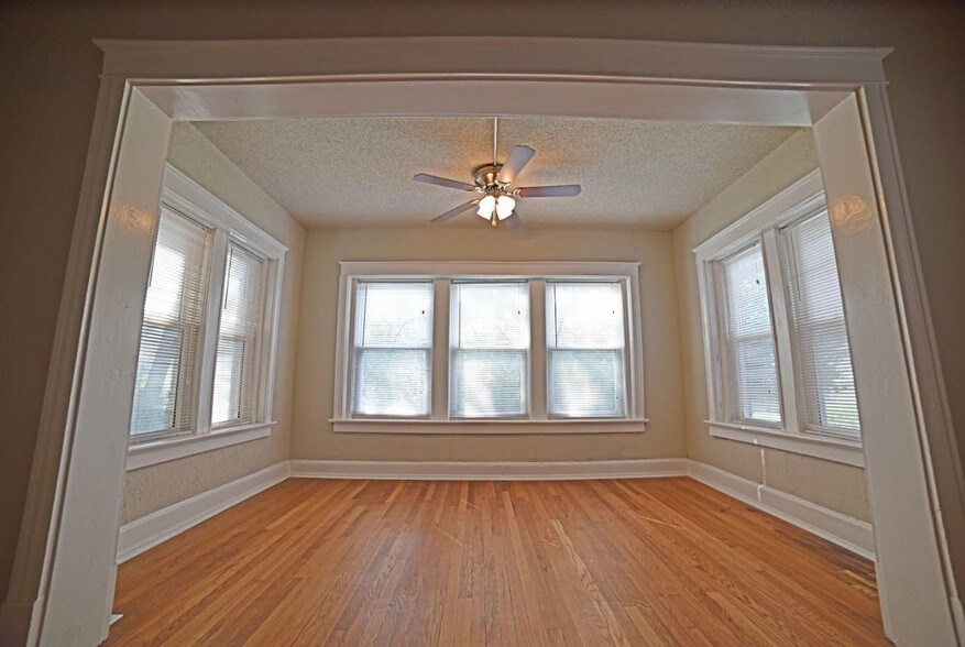 More Photos Of 4025-4027 Harrison St, Kansas City Apartments For Sale