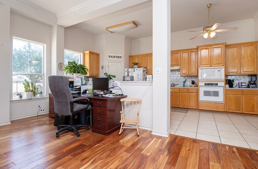 More Photos Of 1833 County Road 305, Jarrell Land For Sale