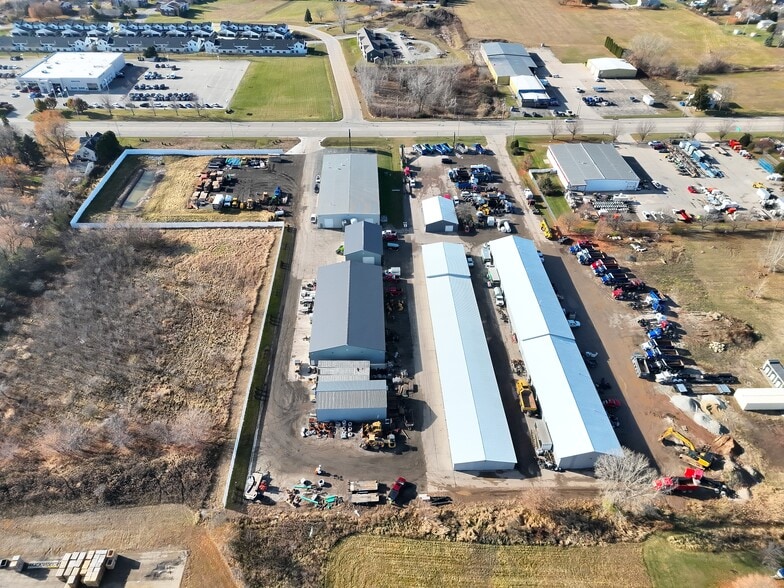 More Photos Of , Oshkosh Unknown For Sale