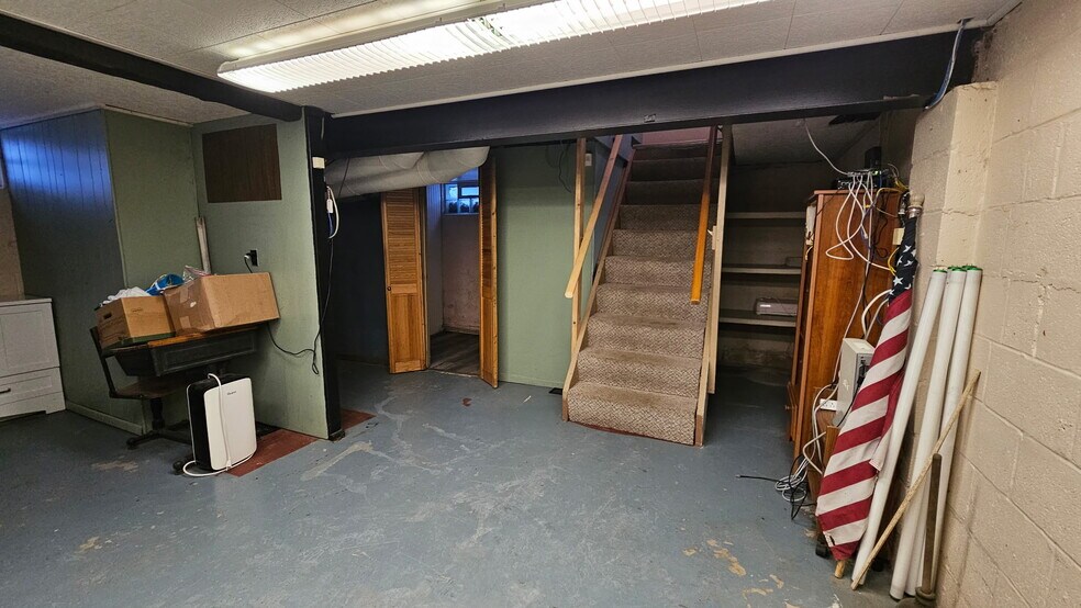 More Photos Of 2055 S Main St, Akron Office For Lease