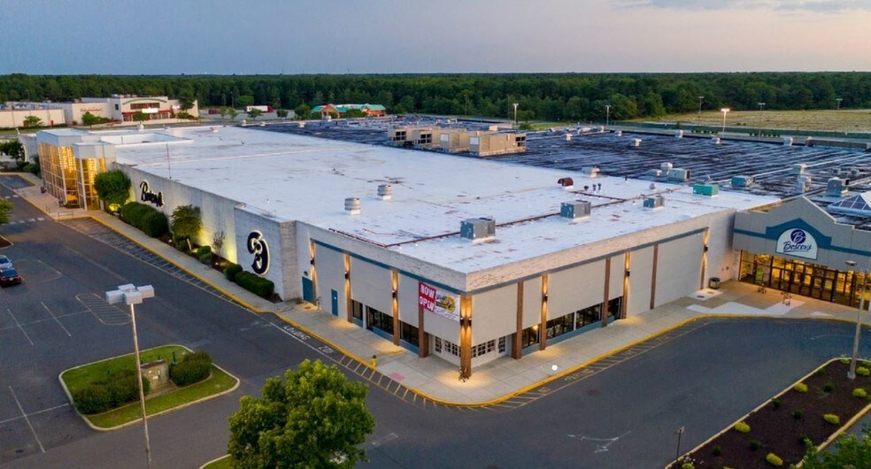 More Photos Of 6725-6733 Black Horse Pike, Egg Harbor Township Unknown For Lease