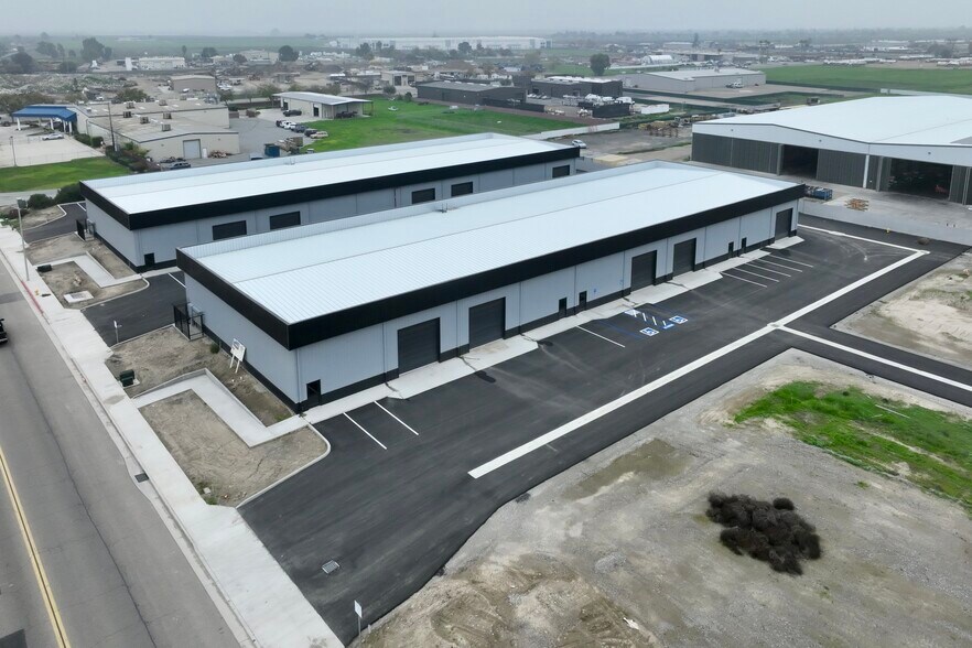 More Photos Of 722 Industrial Ave, Tulare Warehouse For Lease