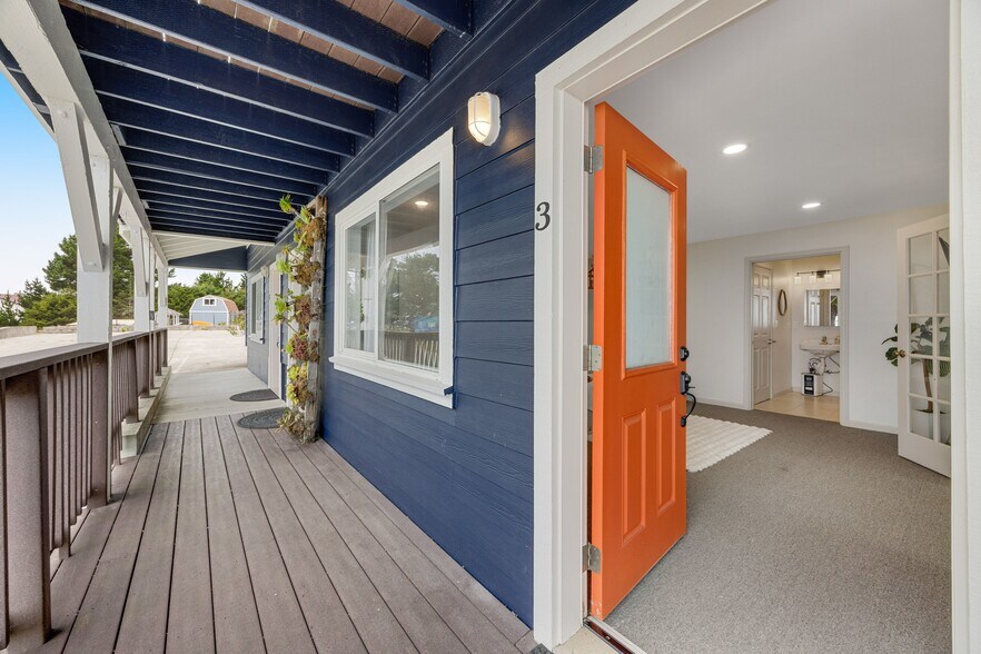 More Photos Of 129 Lower Pacific Dr, Whitethorn General Retail For Sale