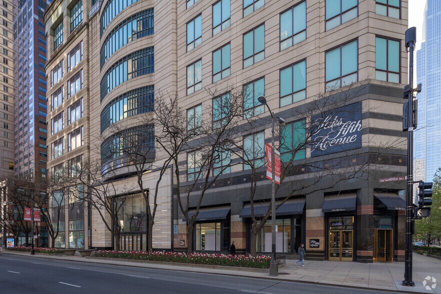 More Photos Of 700 N Michigan Ave, Chicago Multifamily For Sale
