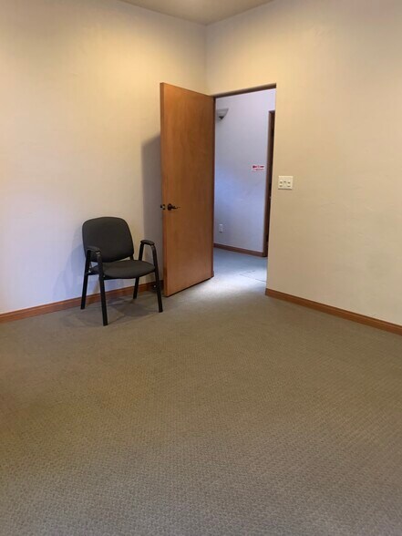 More Photos Of 812 Valley St, Prescott Medical For Lease