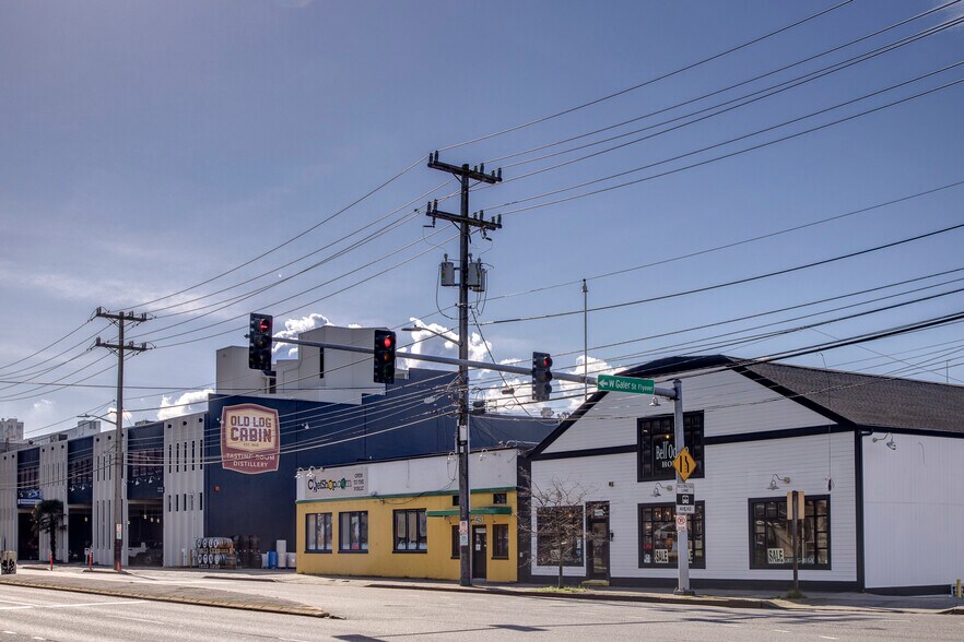 More Photos Of 1415-1419 Elliott Ave W, Seattle Unknown For Lease