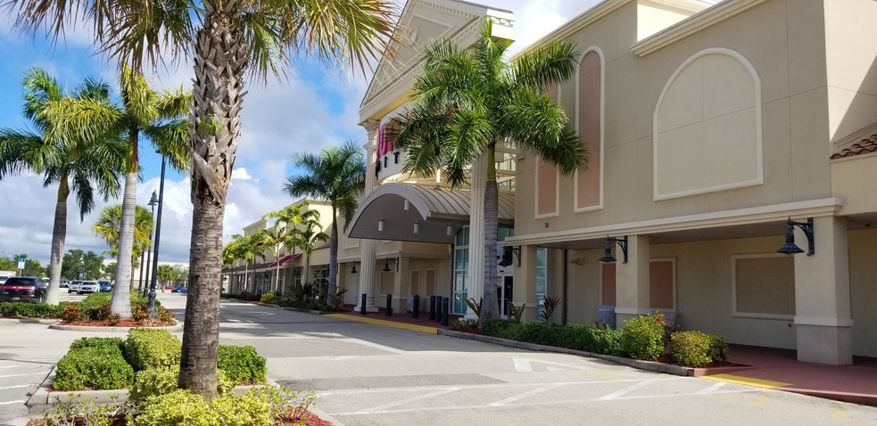 More Photos Of 4429 Cleveland Ave, Fort Myers Unknown For Lease