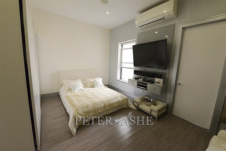 More Photos Of 53 E 64th St, New York Apartments For Sale