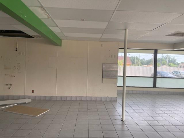 More Photos Of 7100 Downman Rd, New Orleans Freestanding For Sale