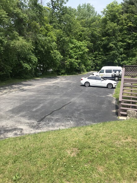 More Photos Of 7 Pinewoods Rd, Hyde Park Medical For Lease