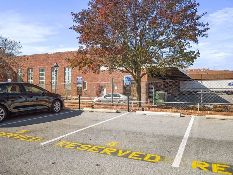 More Photos Of 34 W Franklin St, Hagerstown Apartments For Sale