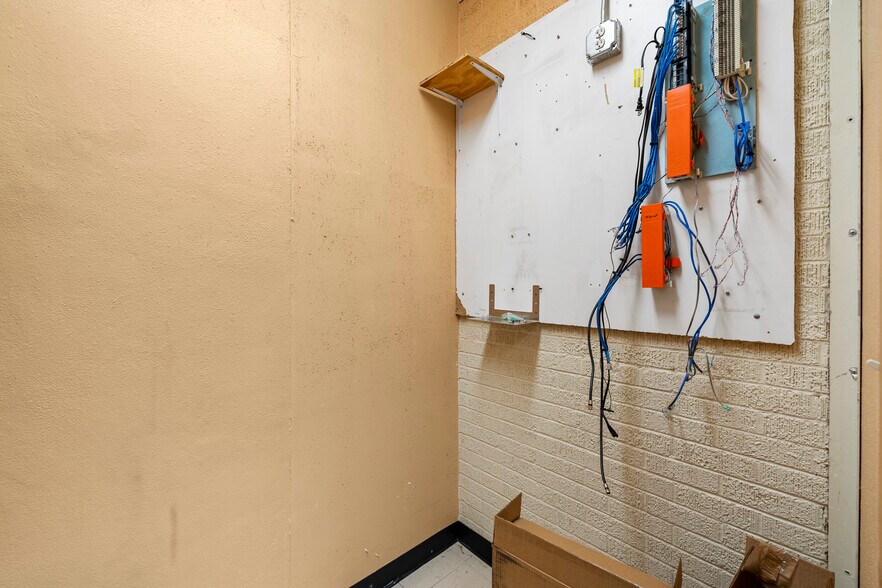 More Photos Of 1601 Liberty St, Richmond Medical For Lease