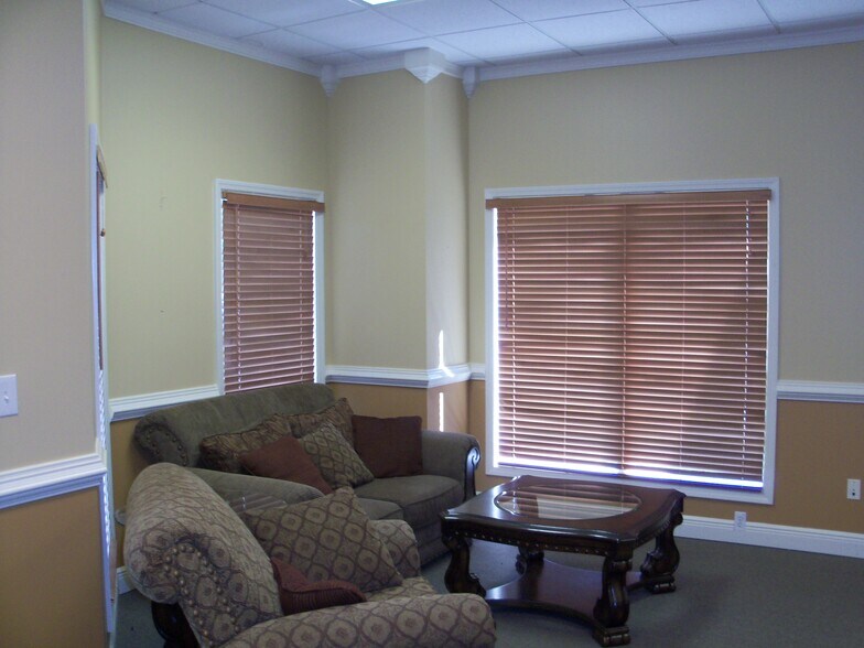 More Photos Of 13155 Shriners Blvd, Biloxi Medical For Lease