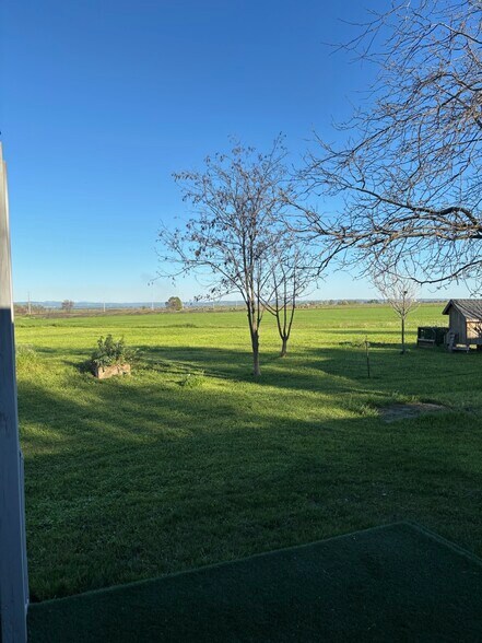 More Photos Of 3027 W Wise Rd, Lincoln Land For Sale