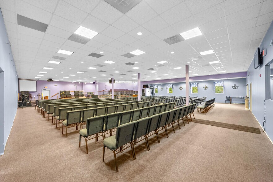 More Photos Of 441 Chaplin St SE, Washington Religious Facility For Sale