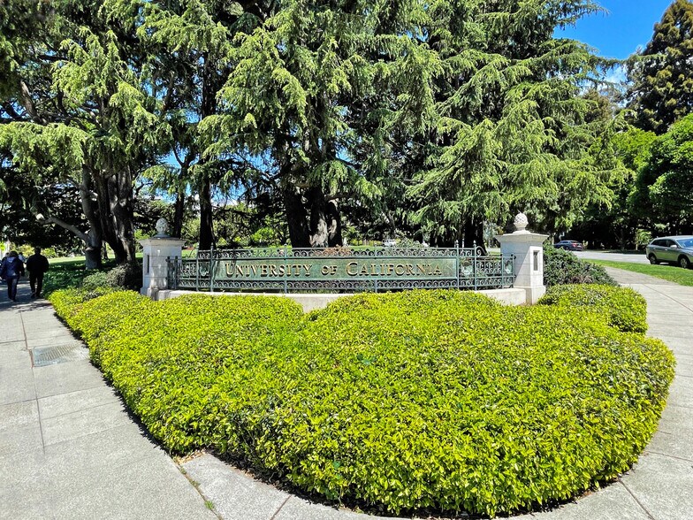 More Photos Of 2121 Center St, Berkeley Hotel For Lease