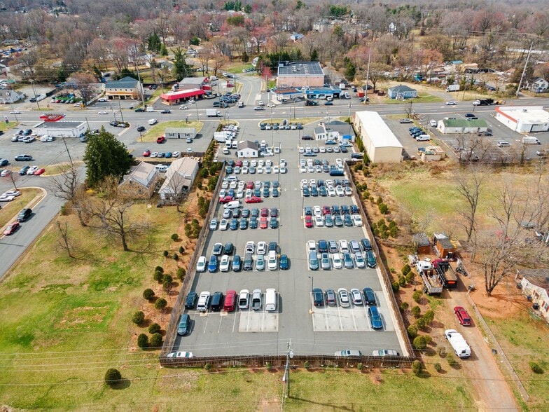 More Photos Of 7591 Centreville Rd, Manassas Auto Dealership For Sale