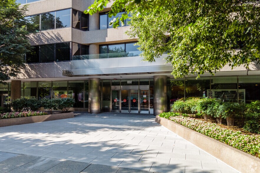 More Photos Of 1800 Massachusetts Ave NW, Washington Office For Lease