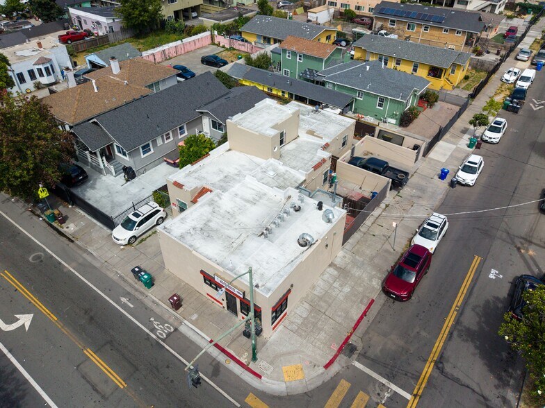More Photos Of 1841 98th Ave, Oakland Freestanding For Sale