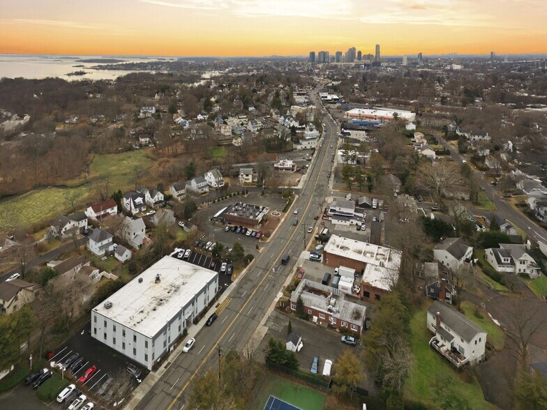More Photos Of 2365 Boston Post Rd, Larchmont Medical For Lease