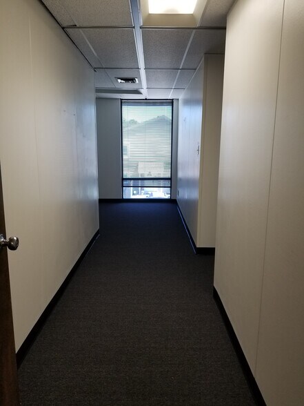 More Photos Of 4176 S Plaza Trl, Virginia Beach Office For Lease
