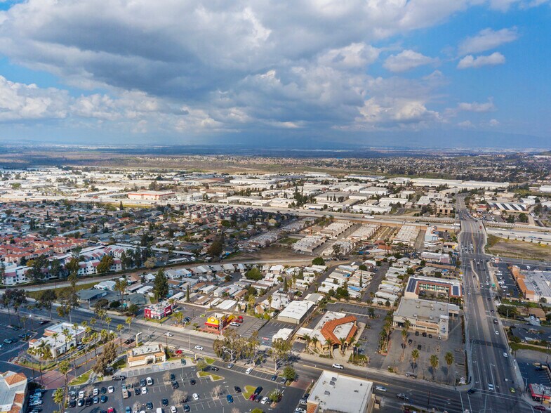 More Photos Of 1125 W 6th St, Corona Freestanding For Sale