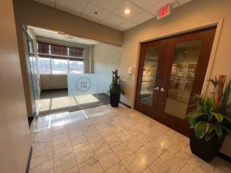 More Photos Of Hanes Mall Blvd, Winston-Salem Unknown For Lease