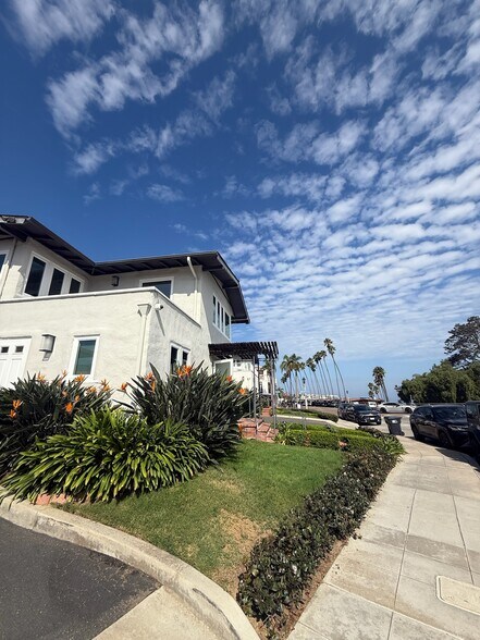 More Photos Of 7880 Exchange Pl, La Jolla Freestanding For Lease