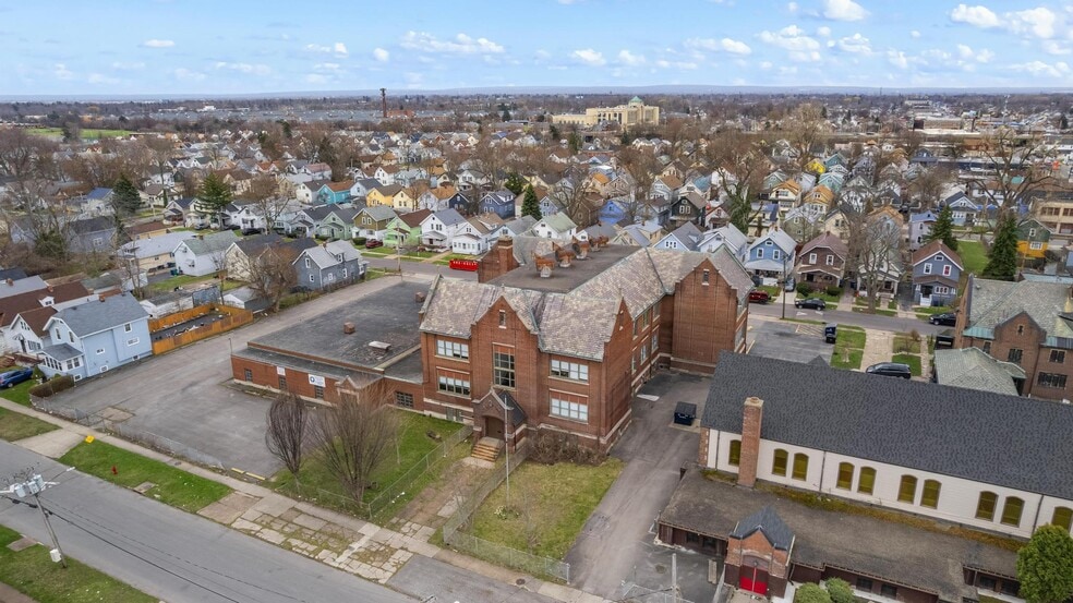 More Photos Of 21 Davidson Ave, Buffalo Schools For Sale