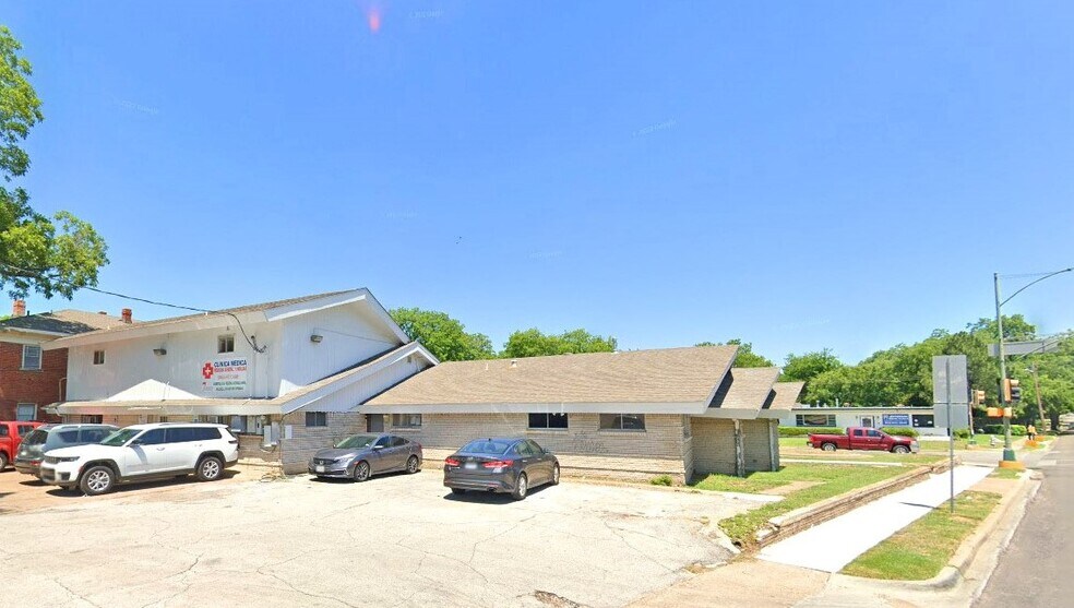 More Photos Of 1401 W Jefferson Blvd, Dallas Medical For Sale