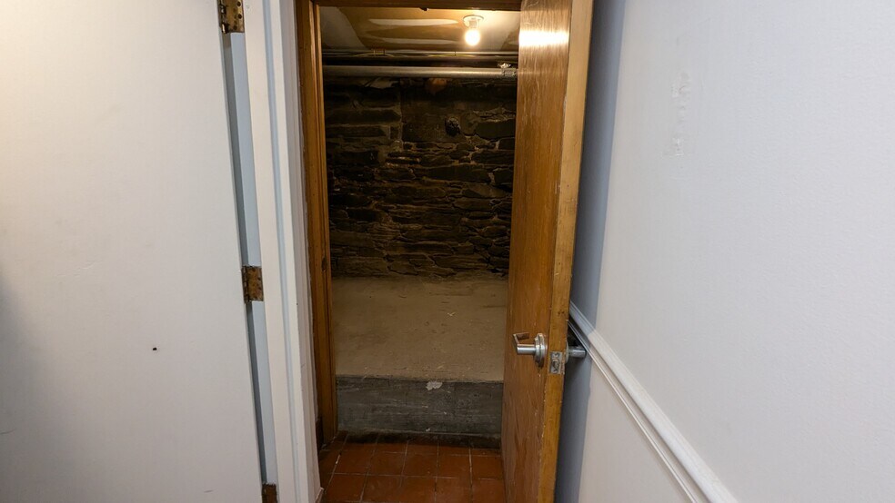 More Photos Of 47, 53-55 Congress Street, Troy General Retail For Sale