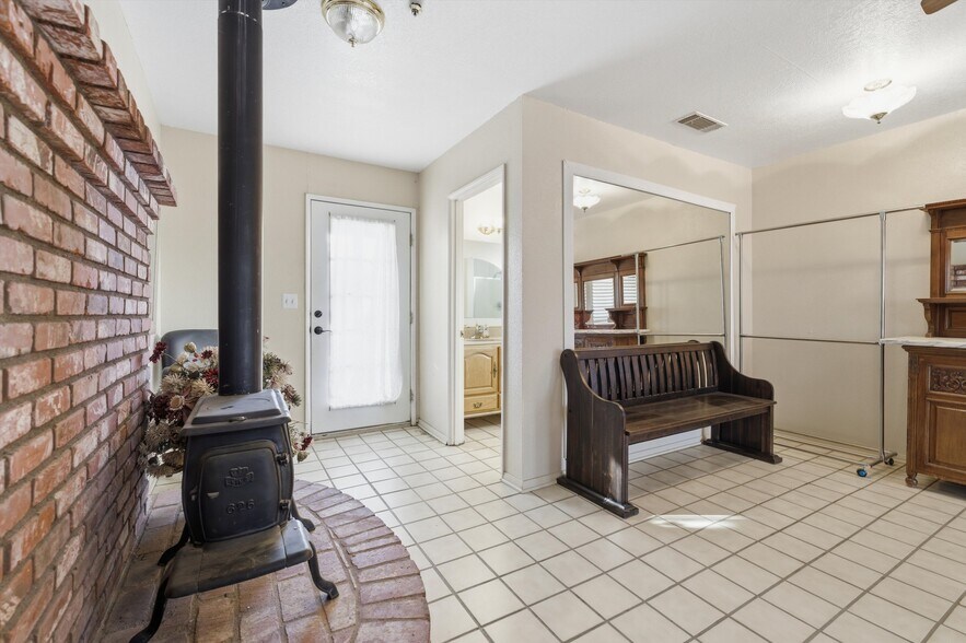 More Photos Of 5801 Hacienda Ranch Rd, Palmdale Specialty For Sale