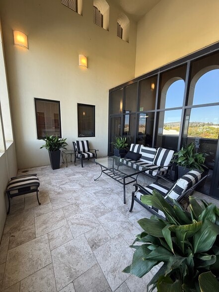 More Photos Of 4944 Windplay Dr, El Dorado Hills Office For Lease