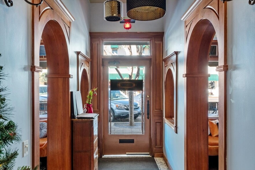 More Photos Of 113 W Grand Ave, Escondido Restaurant For Sale