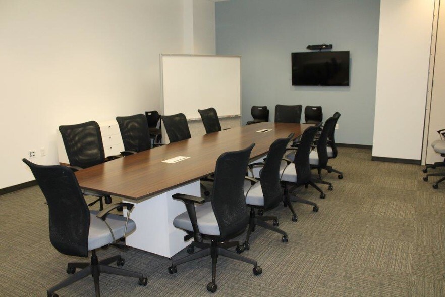 More Photos Of 425 Michigan Ave, Buffalo Office Residential For Lease