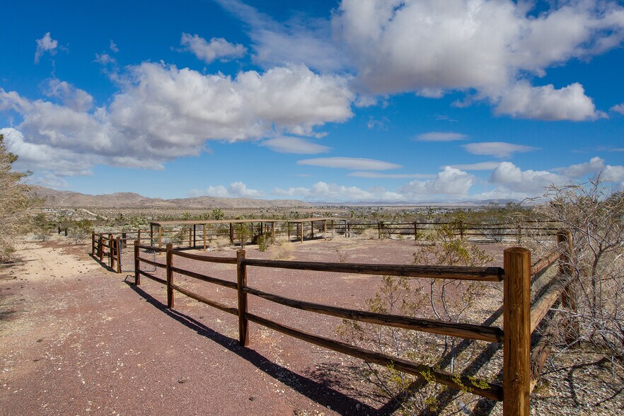 More Photos Of 6889 Sunny Vista Rd, Joshua Tree Lodge Meeting Hall For Sale