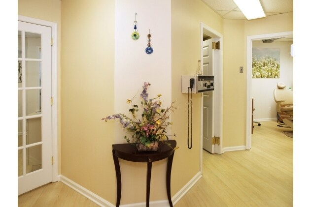 More Photos Of 800 Wyckoff Ave, Wyckoff Office For Sale