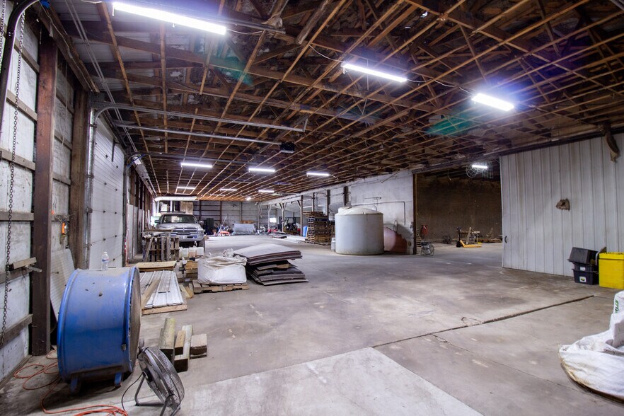 More Photos Of 6924 Peck Rd, Eaton Rapids Industrial For Sale