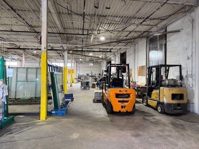 More Photos Of 648-658 E Erie Ave, Philadelphia Warehouse For Lease