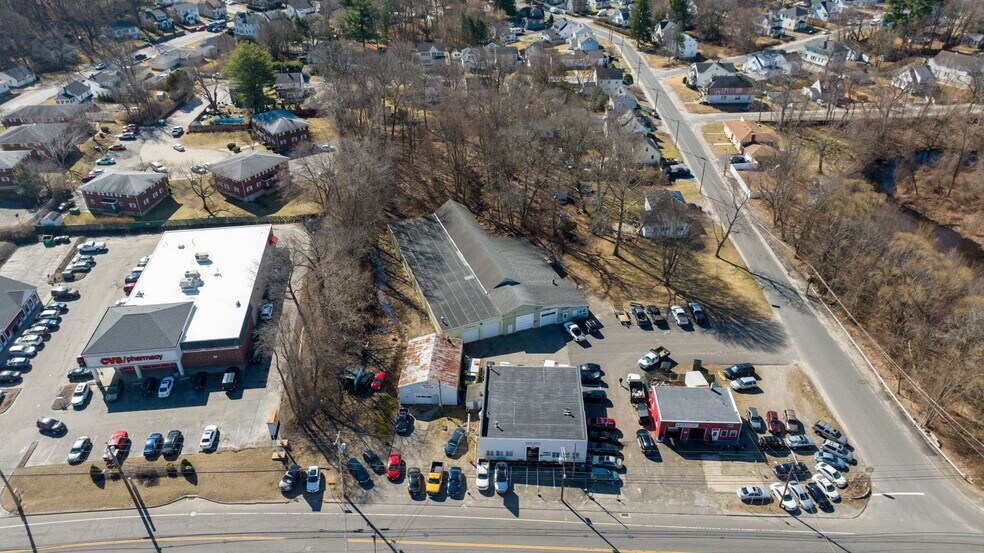 More Photos Of 510 Meriden Rd, Waterbury Auto Repair For Sale