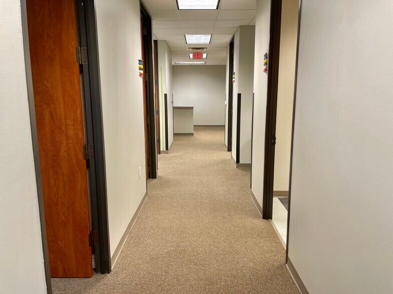 More Photos Of 613 Russell Blvd, Nacogdoches Healthcare For Lease