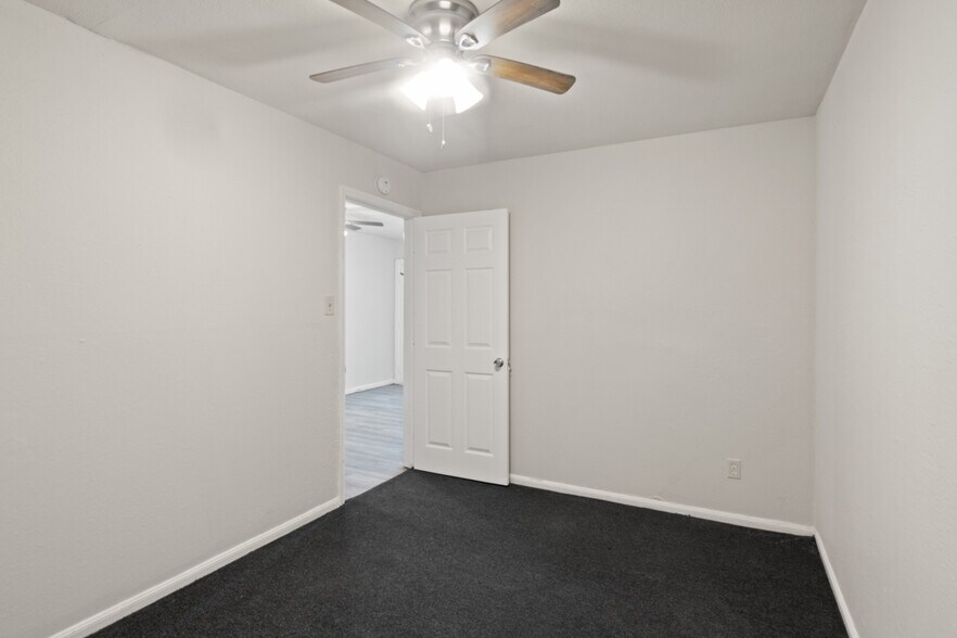 More Photos Of 8114 Stedman St, Houston Apartments For Sale