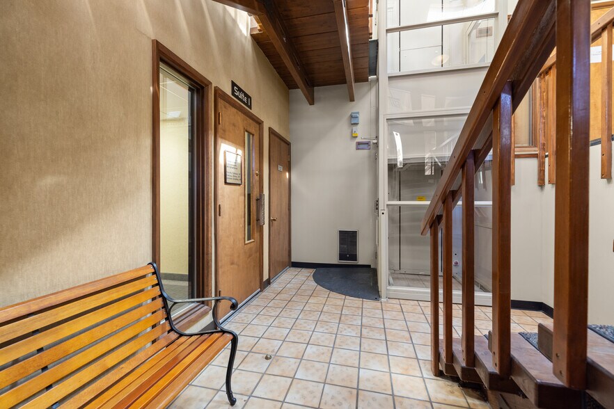 More Photos Of 1250 Burns Way, Kalispell Medical For Lease